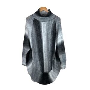 M made in Italy gray black colorblock mock neck oversized sweater poncho small